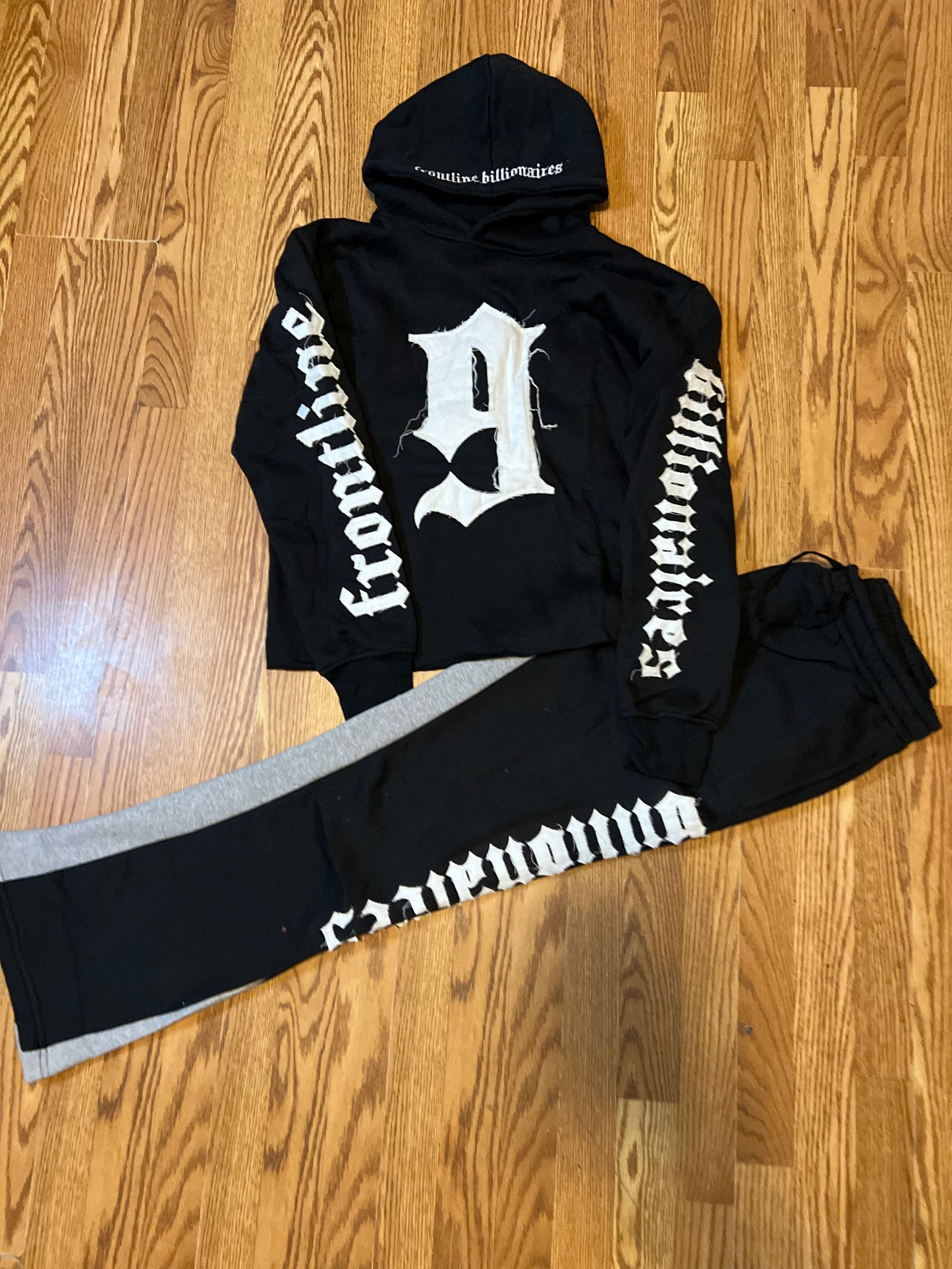 F-9 FLARE STACKED SWEATSUIT